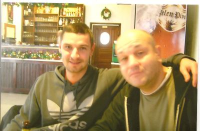 Bojan och Miroslav på fiskrestaurang i Stara Palanka. Bojan och Miroslav på fiskrestaurang i Stara Palanka.